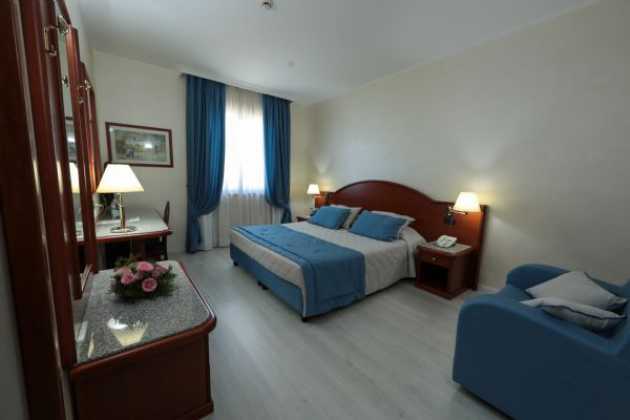 Foto camere EDRA PALACE HOTEL